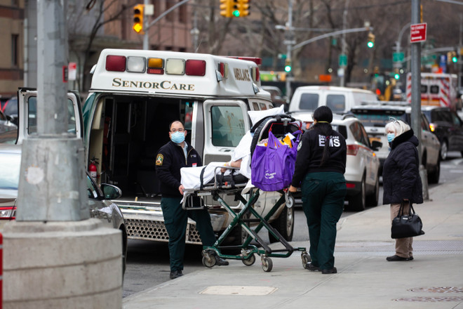 COVID-19 là nguyên nhân tử vong hàng đầu tại Mỹ trong tháng 1 ảnh 1