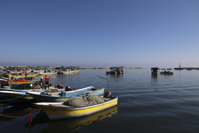 Israel nới lỏng kiểm soát và mở rộng vùng đánh cá tại Dải Gaza ảnh 1