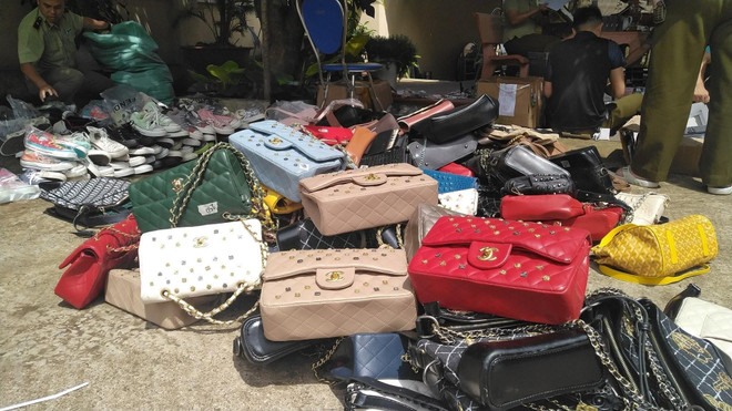 Gia Lai phát hiện hơn 1.000 sản phẩm giả mạo nhãn hiệu nổi tiếng ảnh 2