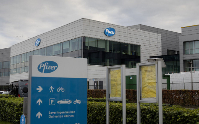 EU cho phép xuất vắcxin đầu tiên của Pfizer sang Nhật Bản ảnh 1