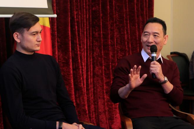 Người Việt tại Nga giao lưu với thủ môn Đặng Văn Lâm cùng gia đình ảnh 4