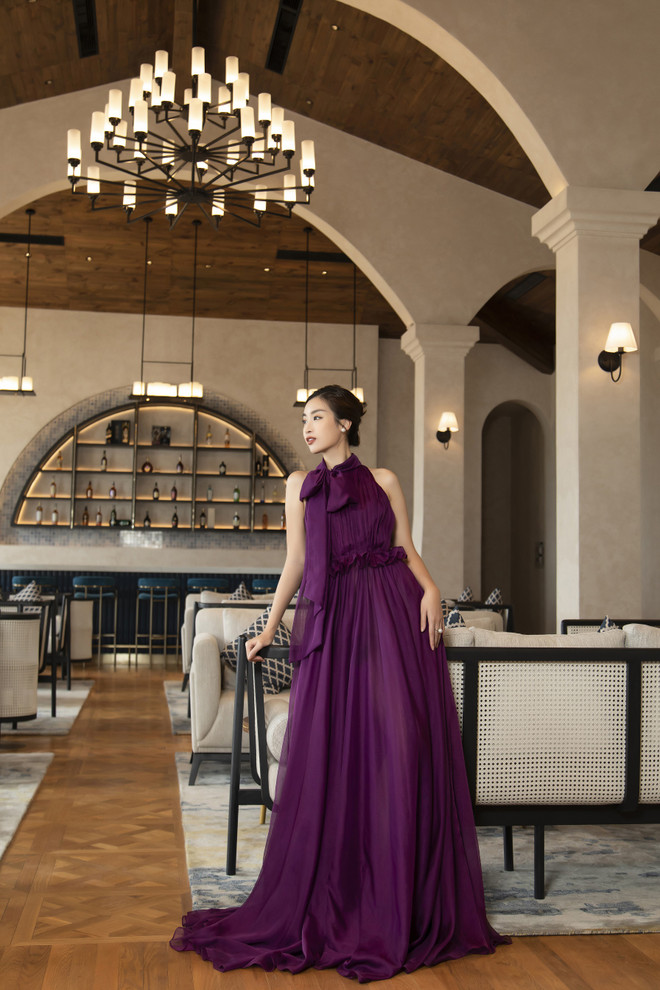 Hoa hậu Đỗ Mỹ Linh khám phá khu nghỉ dưỡng sắp khai trương ở Mũi Né ảnh 2