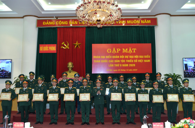 Gặp mặt đoàn đại biểu Quân đội dự Đại hội các dân tộc thiểu số ảnh 2