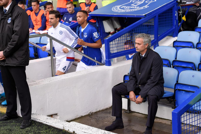 Chelsea sa sút tệ hại: Mourinho là người chịu trách nhiệm ảnh 1