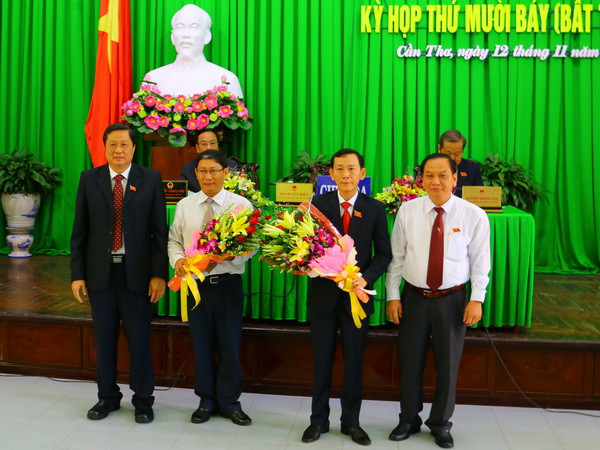 Danh sách 63 Chủ tịch Ủy ban Nhân dân tỉnh, thành phố ảnh 23