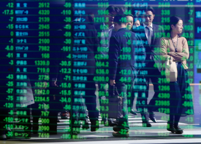 Sắc xanh bao phủ phần lớn chứng khoán châu Á nhờ dầu tăng giá ảnh 1