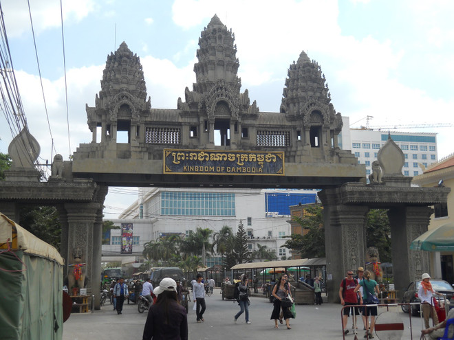 Campuchia và các nước ASEAN cam kết nâng cấp hệ thống giao thông ảnh 1