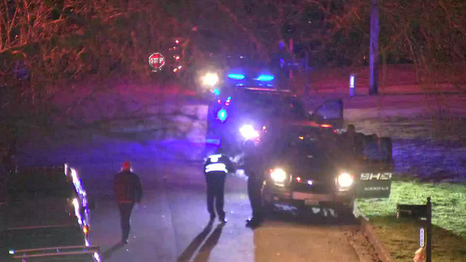 Nổ súng tại Mỹ làm 3 người thiệt mạng, nghi phạm bị bắt giữ ảnh 1