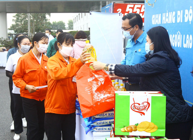 Doanh nghiệp nỗ lực để người lao động đón Tết Nguyên đán ấm áp ảnh 1