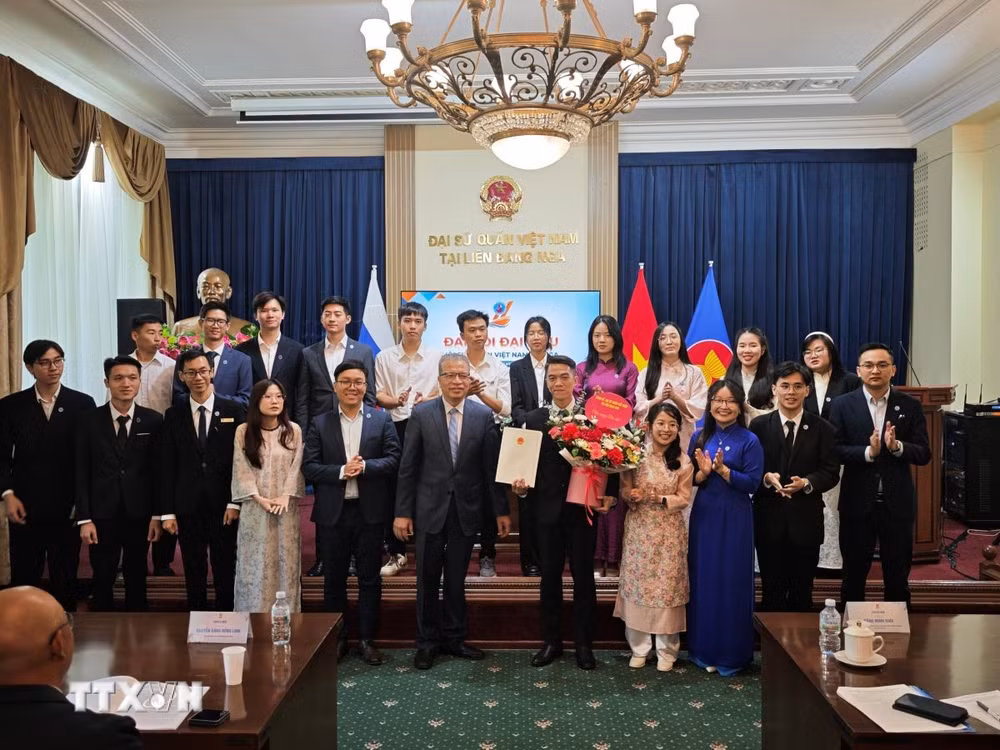 ttxvn-sinh-vien-viet-tai-nga.jpg