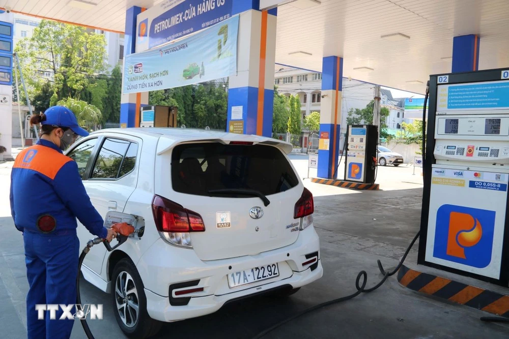 ttxvn-xang-dau4.jpg