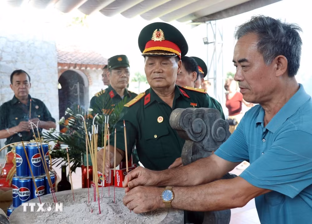 ttxvn-vi-xuyen2.jpg