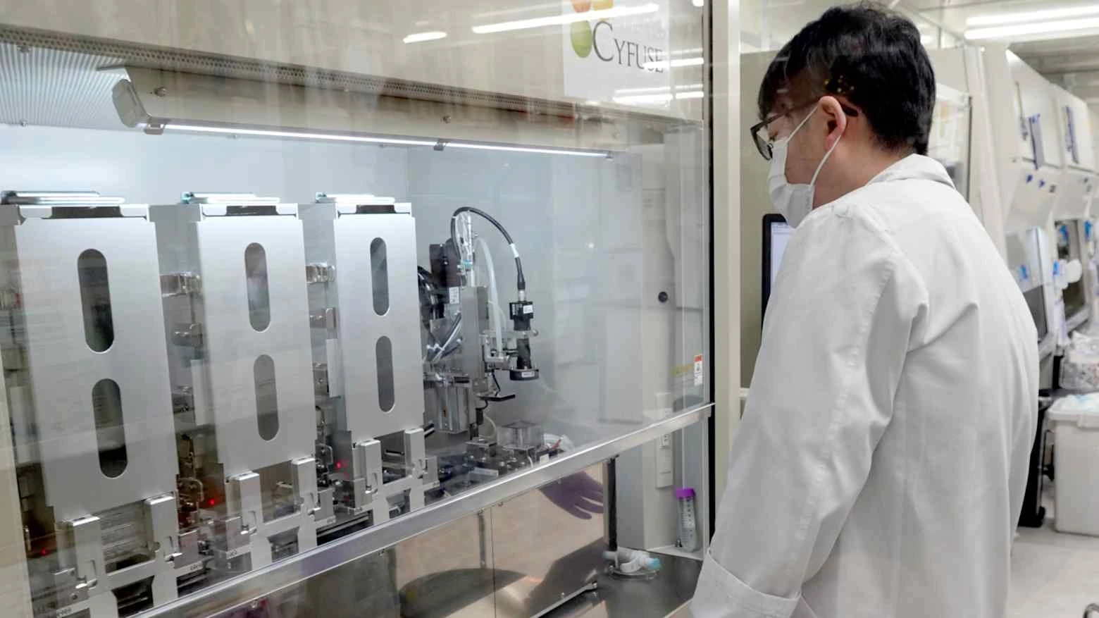 Việt Nam thực hiện ca ghép tái tạo khớp gối đầu tiên trên thế giới
