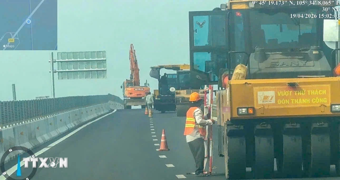Cần Thơ xử phạt công ty thi công cao tốc vi phạm an toàn giao thông