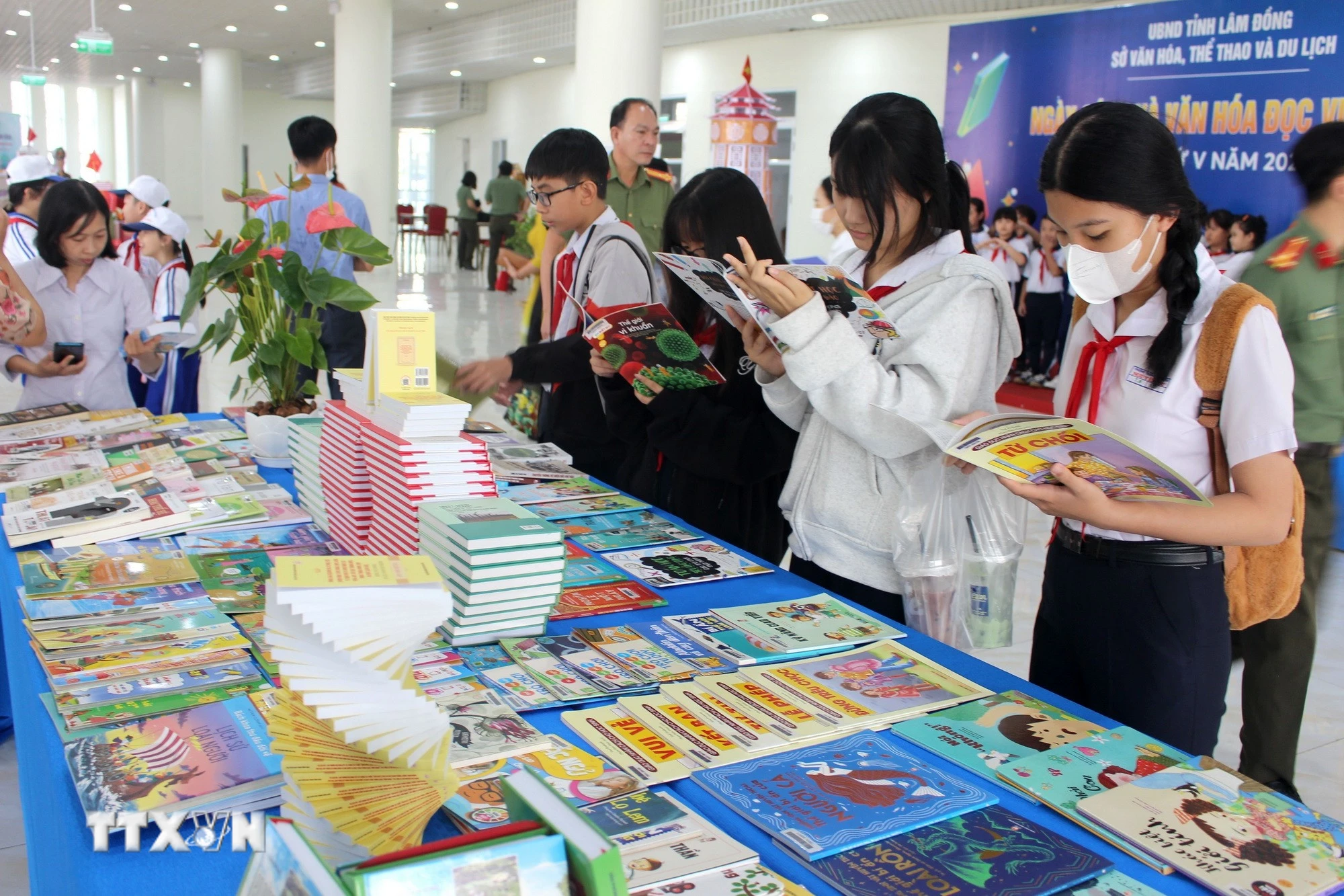 Nhiều địa phương sôi nổi hưởng ứng Ngày Sách và Văn hóa đọc Việt Nam