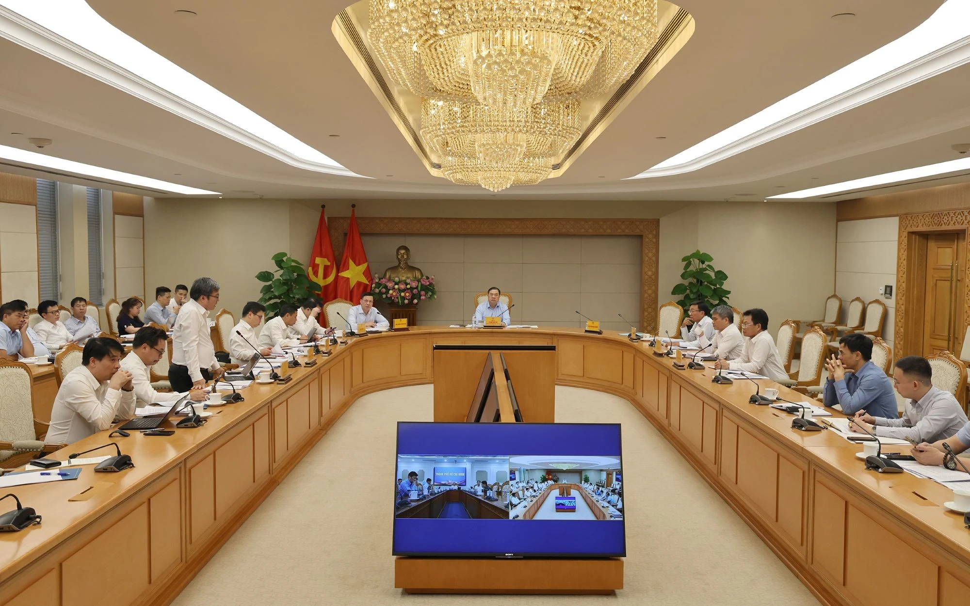 Xây dựng đường sắt tốc độ cao Bắc-Nam: Cần sự vào cuộc của cả hệ thống chính trị