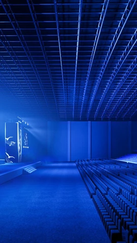 Phối cảnh sân khấu của chương trình “Về đây bốn cánh chim trời.” (Ảnh: Ngọc Việt)