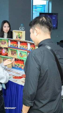 Song song với các phiên tham luận học thuật, Hội thảo ME.AI25 còn có khu vực triển lãm các sản phẩm, mô hình, giải pháp ứng dụng công nghệ và trí tuệ nhân tạo trong lĩnh vực truyền thông và giáo dục. (Ảnh: CTV/Vietnam+)