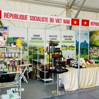 Gian hàng của Thương vụ Việt Nam tại một Hội chợ ở Maroc. (Nguồn: TTXVN phát)