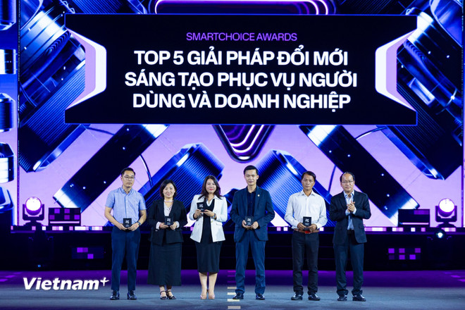 ប្រភេទដំណោះស្រាយច្នៃប្រឌិតកំពូលទាំង 5 ដែលបម្រើអ្នកប្រើប្រាស់ និងអាជីវកម្មបើកដំណើរថ្មីសម្រាប់អាជីវកម្មត្រួសត្រាយ រួមចំណែកក្នុងការបង្កើតវៀតណាមប្រកបដោយថាមពល និងច្នៃប្រឌិត។ (រូបថត៖ Minh Son/Vietnam+) vnp-betterchoice-20254.jpg