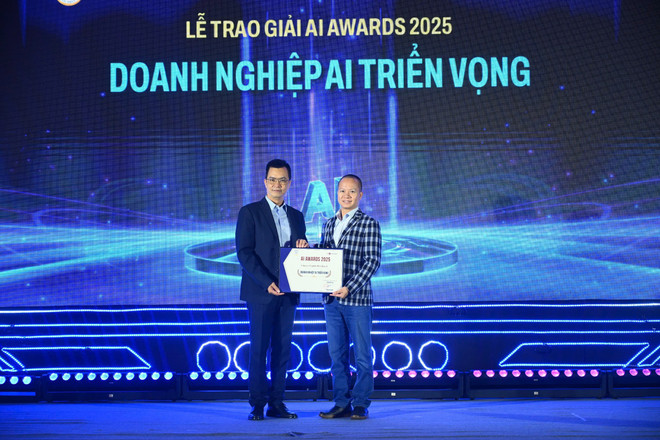 Promising AI Enterprise គឺជាពានរង្វាន់មួយដែលផ្តល់កិត្តិយសដល់អាជីវកម្មដែលមានសក្តានុពលវ័យក្មេង ដែលកំពុងអះអាងពីមុខតំណែងរបស់ពួកគេតាមរយៈការច្នៃប្រឌិត និងរបកគំហើញក្នុងការស្រាវជ្រាវ និងការអនុវត្តបញ្ញាសិប្បនិម្មិត។ (រូបថត៖ PV/Vietnam+) e4d8b5f199c813964ad9.jpg