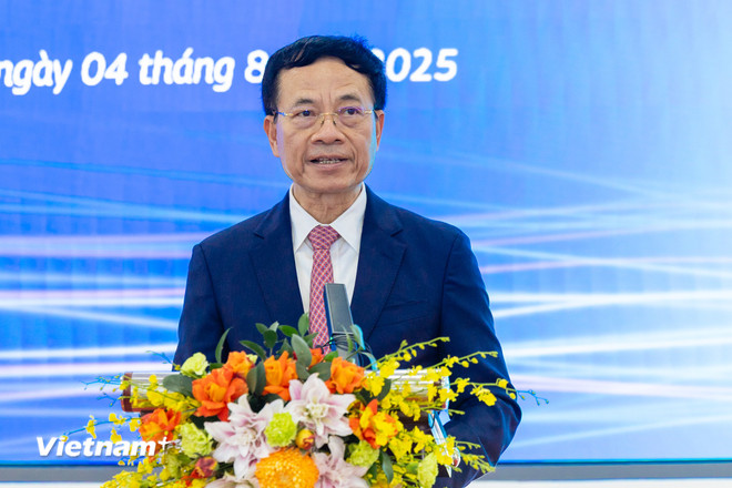 Bộ trưởng Bộ Khoa học và Công nghệ Nguyễn Mạnh Hùng phát biểu tại sự kiện. (Ảnh: Minh Sơn/Vietnam+) vnp-vnpt-22.jpg