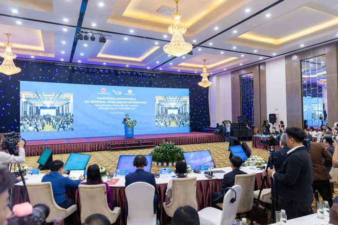 A Digitális Hét egy évenként megrendezett nemzetközi esemény, amelyen körülbelül 800 hazai és nemzetközi résztvevő vesz részt. (Fotó: PV/Vietnam+) z7159407351805-4f918f84c5554450c810a197aee8db55.jpg