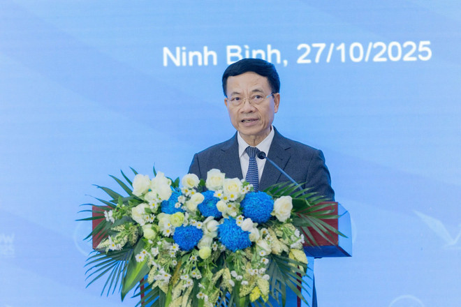 Nguyễn Manh Hung miniszter beszédet mond az eseményen. (Fotó: PV/Vietnam+) z7159407509454-4a9cfc783f1668d389ae11c794c88fe4.jpg