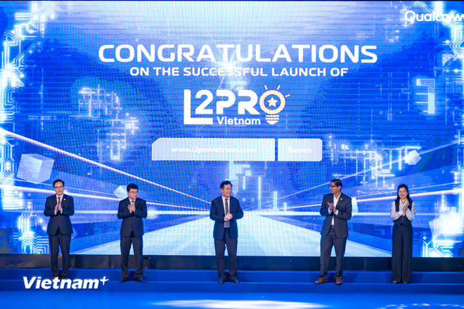 L2Pro Vietnam basiert auf einer mehrdimensionalen Kooperationsplattform zwischen verschiedenen Akteuren des Ökosystems – von staatlichen Verwaltungsbehörden über Rechtsberatungsfirmen bis hin zu Startups –, um professionelle Qualität und praktische Anwendung zu gewährleisten. (Foto: Minh Son/Vietnam+) vnp-qualcomm-6.jpg
