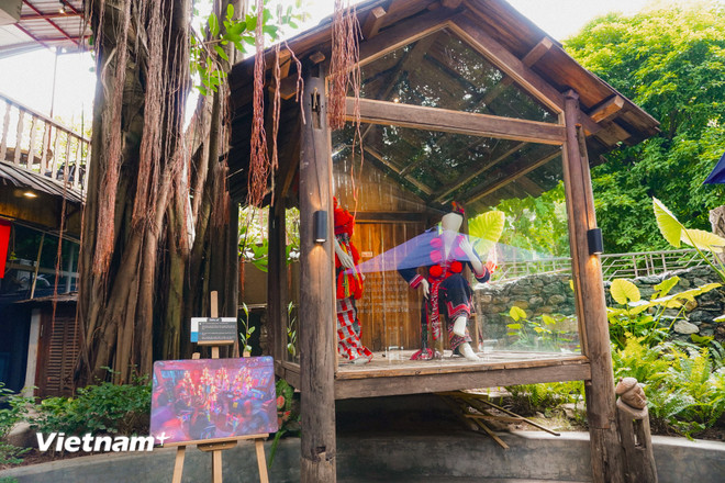 Terletak di 8 Huynh Thuc Khang (Hanoi), Thieu So Tea & Coffee kelihatan seperti desa dan disemai dengan budaya kebangsaan. (Foto: Nguyen Tam/Vietnam+) vnp-thieu-so-cafe-3.jpg