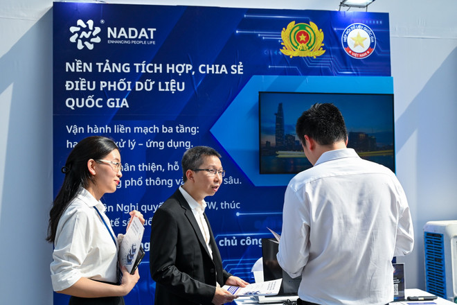 (Foto: Minh Son/Vietnam+) hiep-hoi-du-lieu-19.jpg