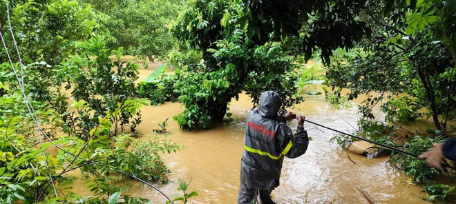 Viettel has deployed comprehensive response measures to protect the network and ensure stable service for customers. (Photo: Viettel) img-20240910-wa0030.jpg