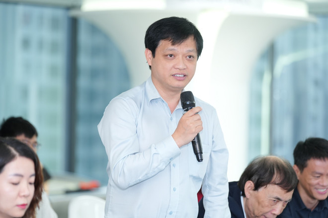 លោក Nguyen Hai Nam សមាជិកអចិន្ត្រៃយ៍នៃគណៈកម្មាធិការសេដ្ឋកិច្ចរដ្ឋសភា។ (រូបថត៖ PV/Vietnam+) ong-nguyen-hai-nam-uy-vien-thuong-truc-uy-ban-kinh-te-quoc-hoi.jpg