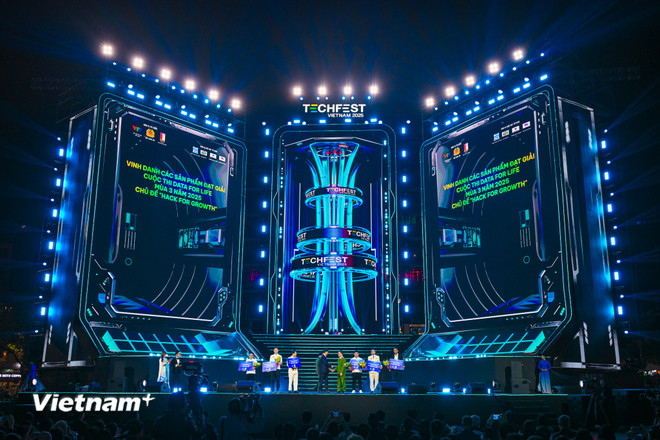 vnp-khai-mac-techfest-2025-4.jpg