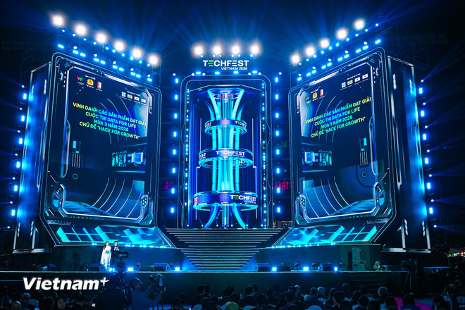 vnp-khai-mac-techfest-2025-1.jpg
