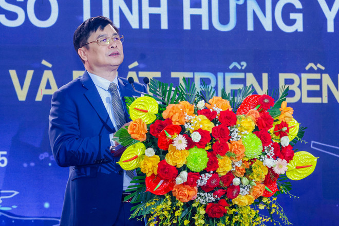 O Sr. Pham Van Nghiem, Vice-Presidente do Comitê Popular da Província de Hung Yen, discursou no evento. (Foto: NDA) img-9030.jpg