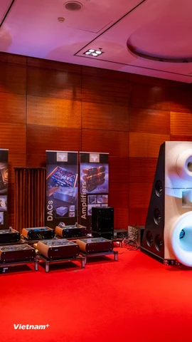 Ngắm loạt đồ âm thanh tiền tỷ tại Triển lãm thiết bị nghe nhìn lớn nhất trong năm