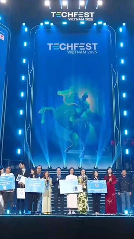 Chung kết Cuộc thi Tìm kiếm Tài năng Khởi nghiệp Đổi mới Sáng tạo Quốc gia đã diễn ra tại Quảng trường Đông Kinh Nghĩa Thục. (Ảnh: PV/Vietnam+)