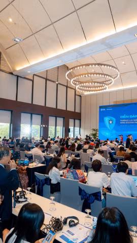 Toàn cảnh Diễn đàn "Tương lai số an toàn cho doanh nghiệp vừa và nhỏ." (Ảnh: PV/Vietnam+)