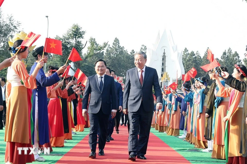 Tổng Bí thư Tô Lâm đến dự Lễ khởi công công trình “Đền thờ Bác Hồ và Công viên Văn Miếu” tại Bắc Ninh. (Ảnh: Thống Nhất/TTXVN)