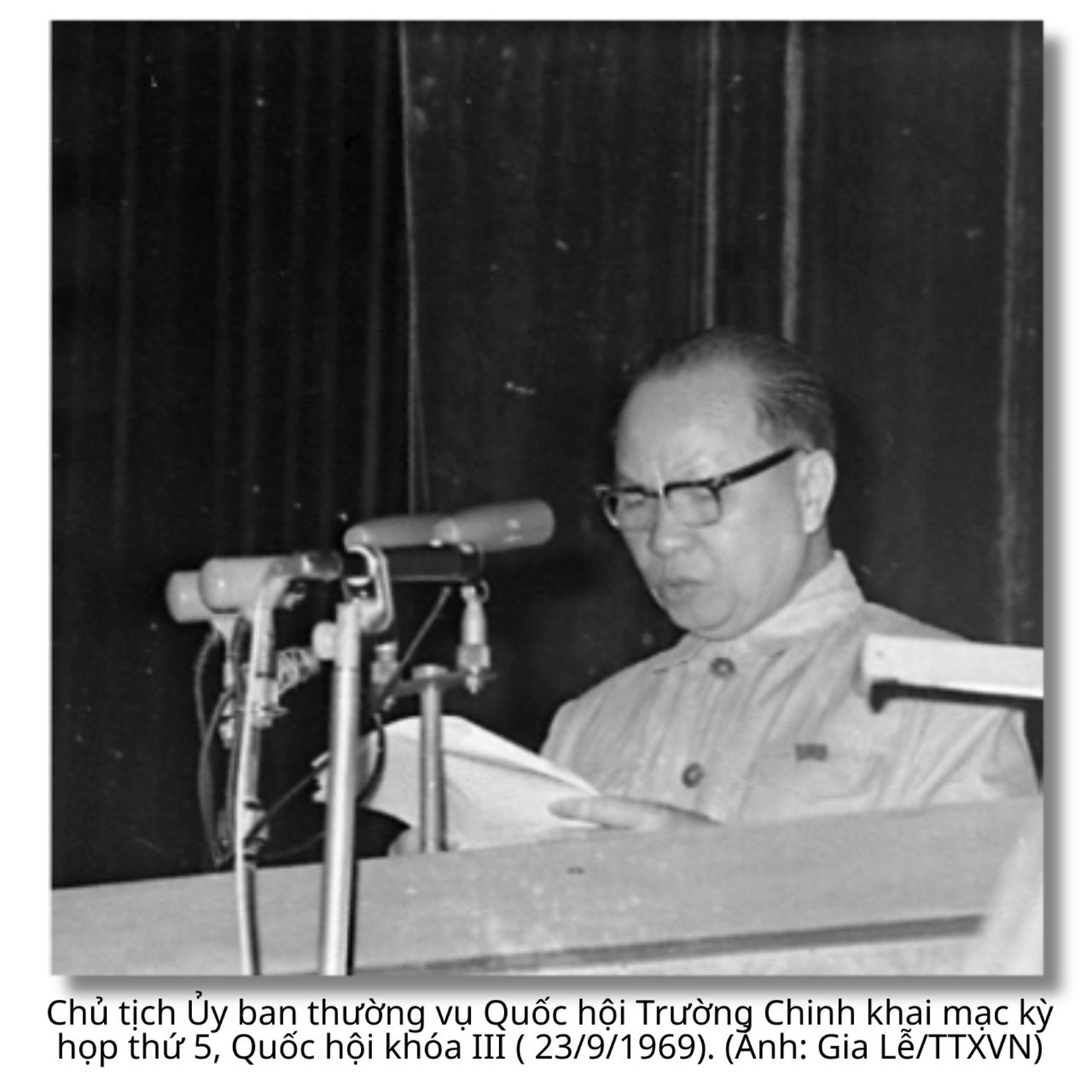 quoc-hoi-khoa-iii-18-8979.jpg
