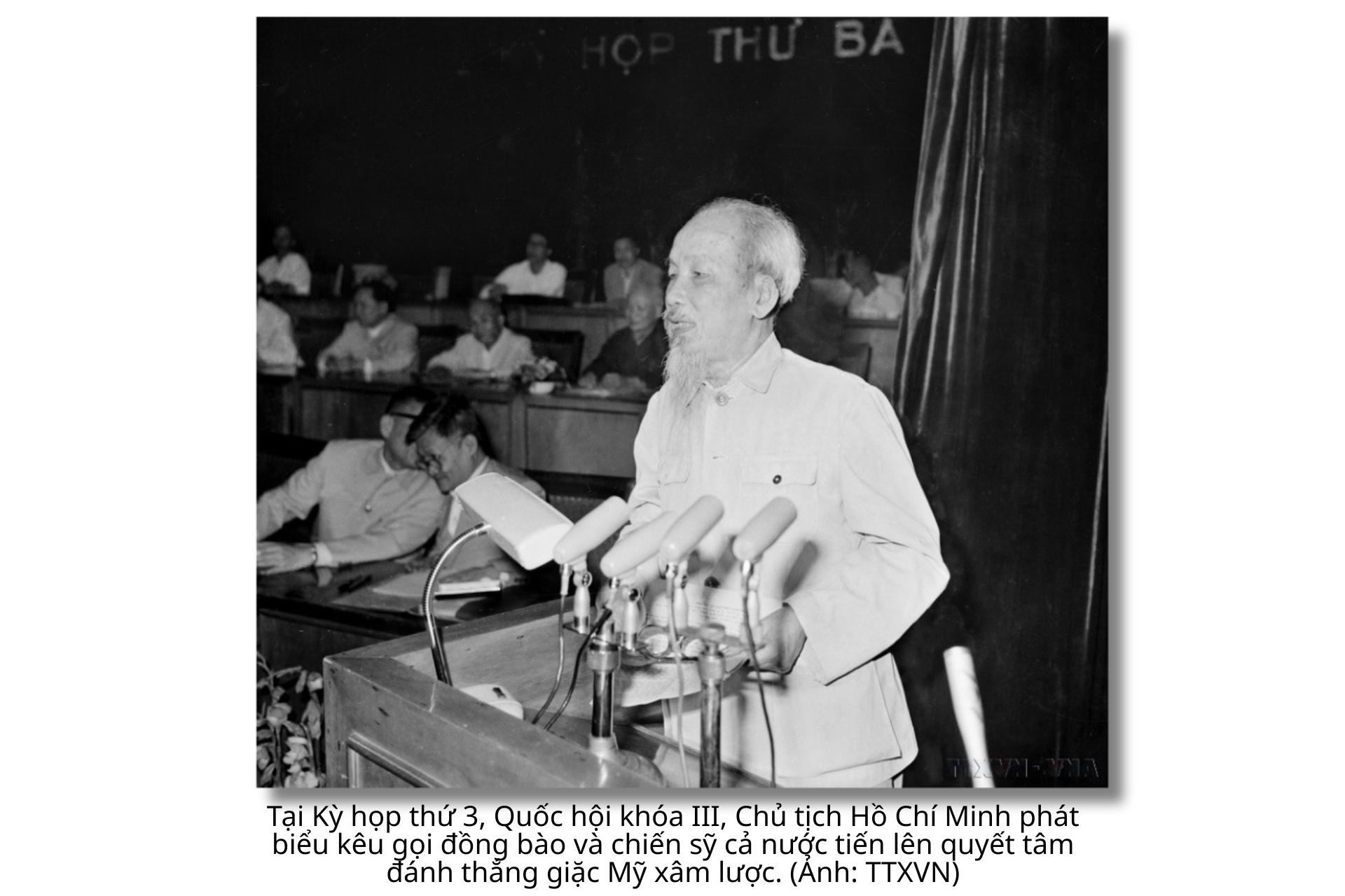 quoc-hoi-khoa-iii-5.png