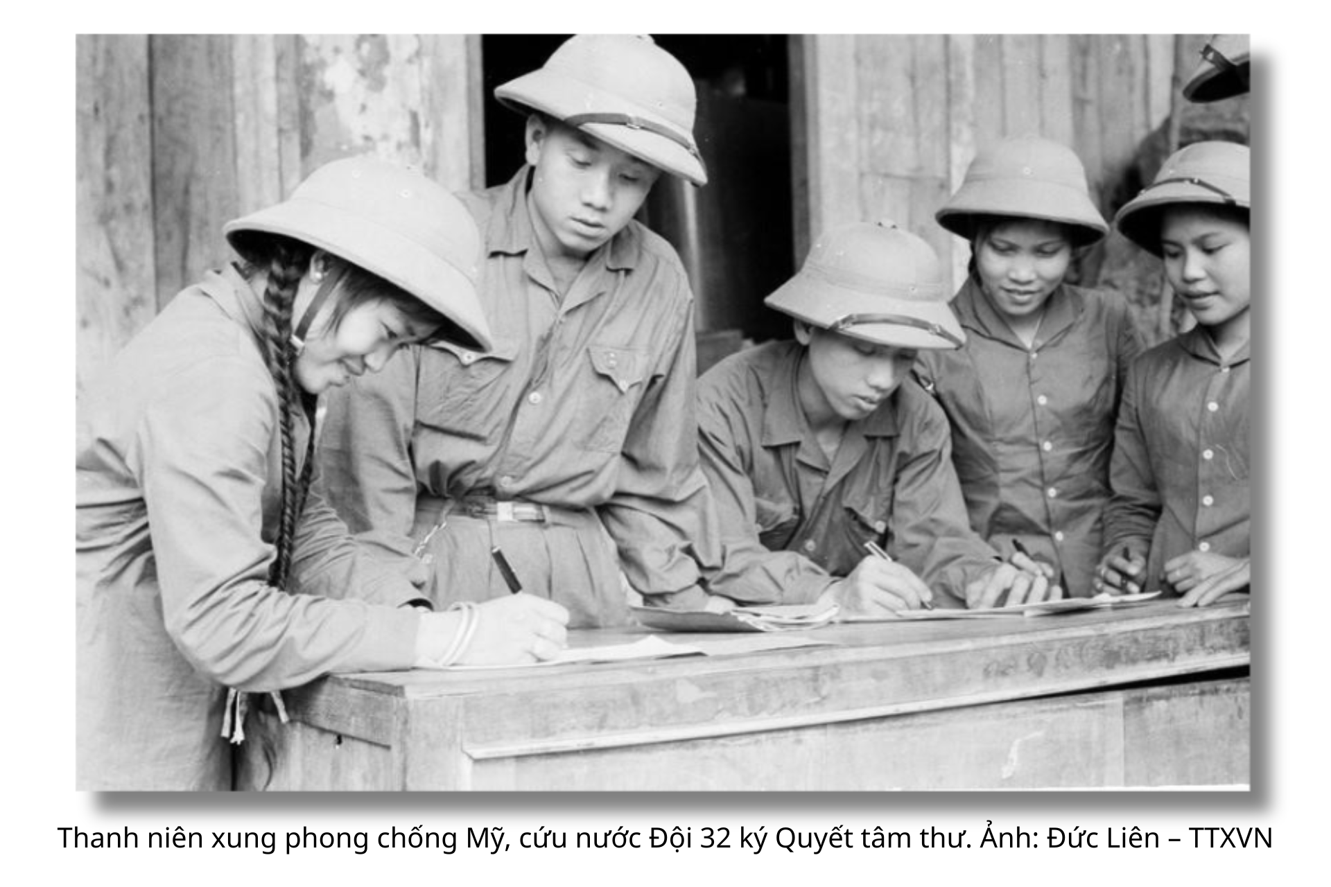 quoc-hoi-khoa-ii-16.png