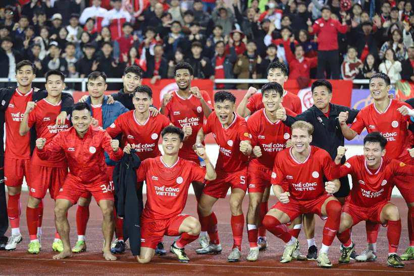 Chiến thắng 2-1 trước Công an Hà Nội ở trận đấu bù vòng 11 đưa Thể Công-Viettel lên vị trí đầu bảng sau giai đoạn lượt đi V-League 2024-2025.