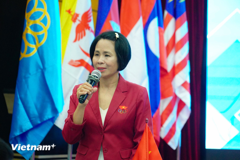 Bà Lê Thị Hoàng Yến, Phó Cục trưởng Cục Thể dục Thể thao Việt Nam, phát biểu tại sự kiện thông tin về Hội nghị Bộ trưởng ASEAN về Thể thao. (Ảnh: Việt Anh/Vietnam+)