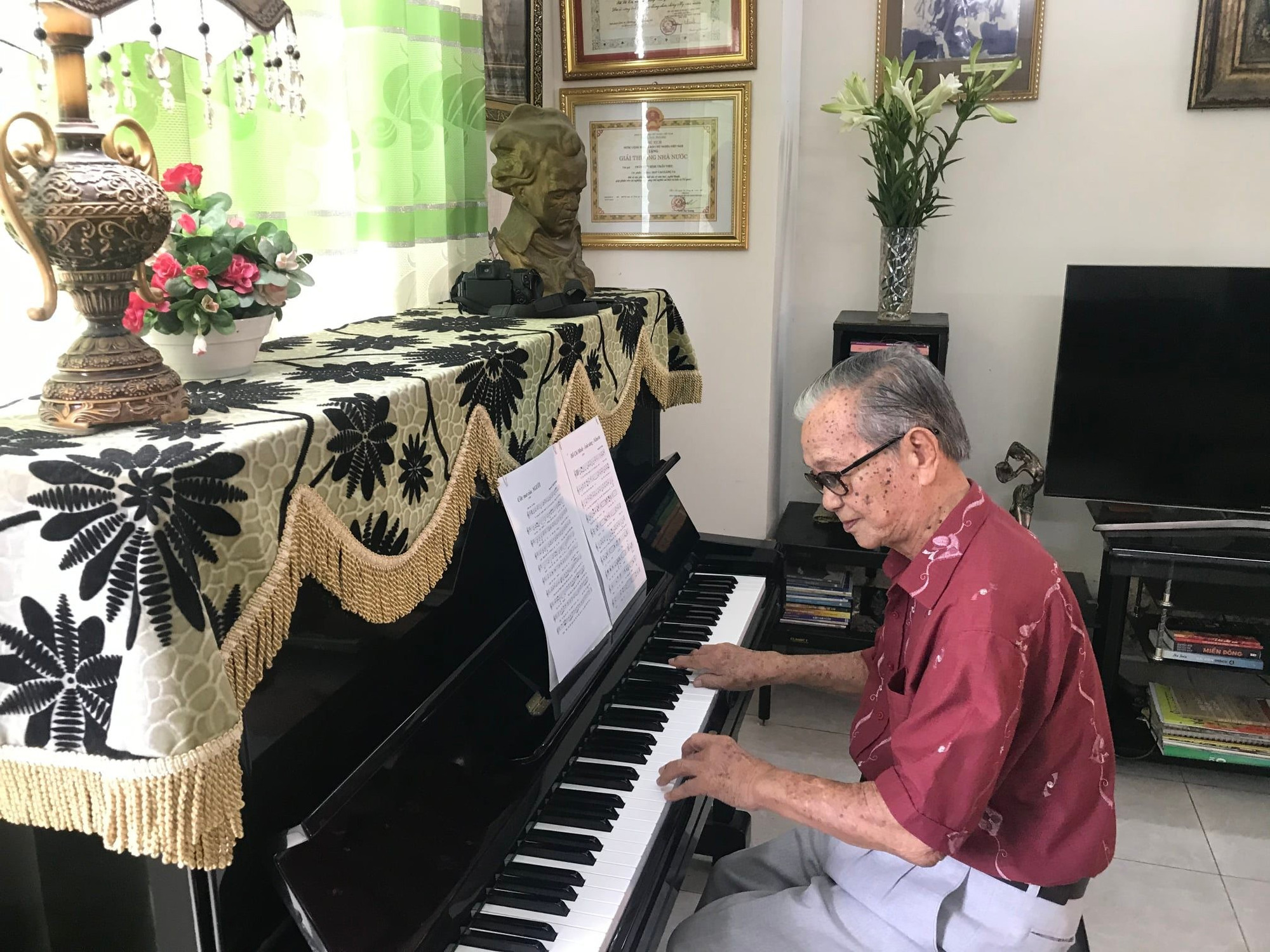 Nhạc sỹ Trần Viết Bính hiện đang sinh sống tại Đồng Nai. (Ảnh: FBNV) fbnv.jpg