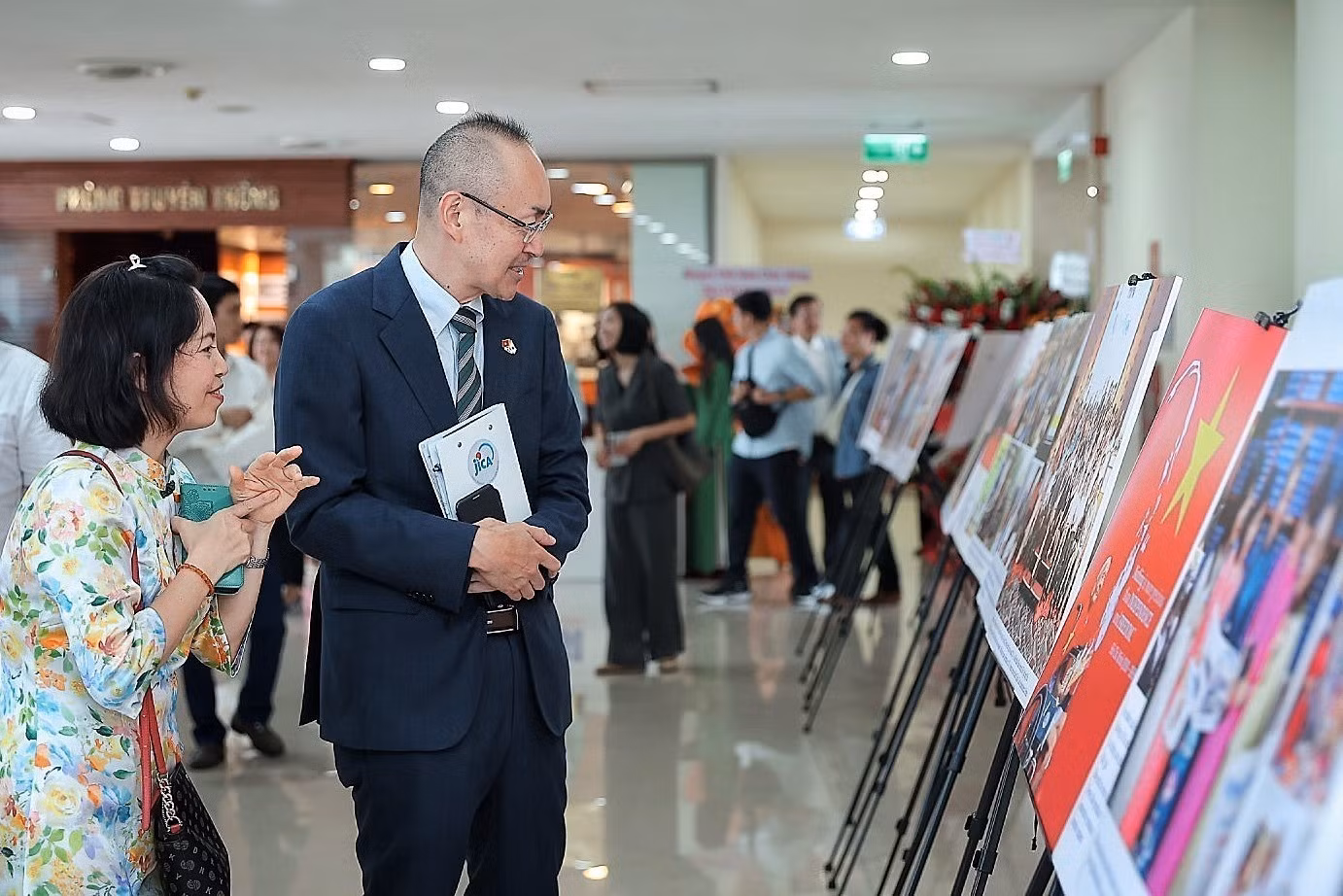 Vietnam News: 35 years serving its role as an important foreign policy news channel.