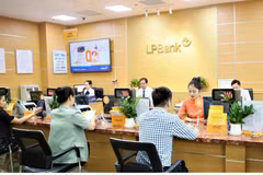 LPBank xây dựng hệ sinh thái thẻ lấy khách hàng làm trọng tâm. (Ảnh: Vietnam+)