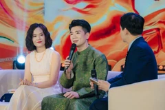 Phó Chủ tịch SHB Đỗ Quang Vinh chia sẻ chiến lược “5 First”. (Ảnh: Vietnam+)