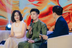 Phó Chủ tịch SHB Đỗ Quang Vinh chia sẻ chiến lược “5 First”. (Ảnh: Vietnam+)